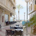 شقة Marinasunbeach Estudio Paseo Juan Aparicio تورّيفيِخا